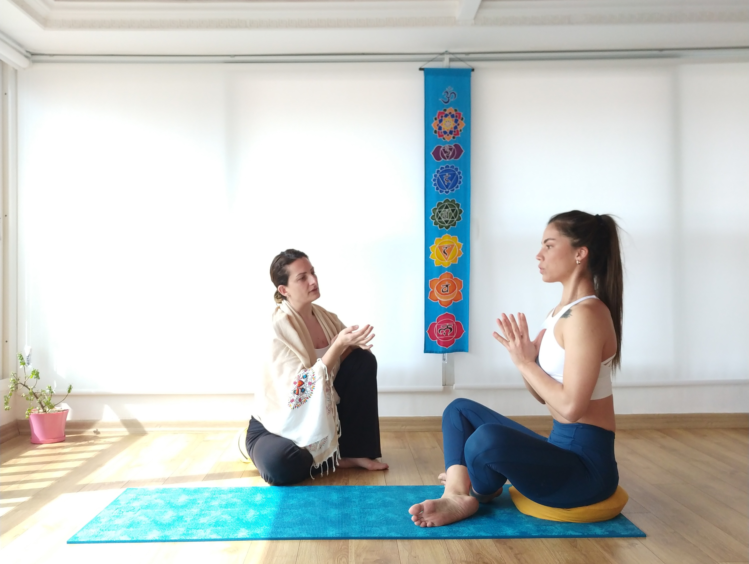 Terapi Mavi Yoga Urla Yoga Aysun Ak�ali